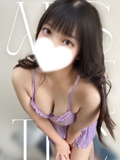ゆりあ